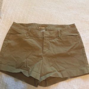 Old navy tan pixie shorts